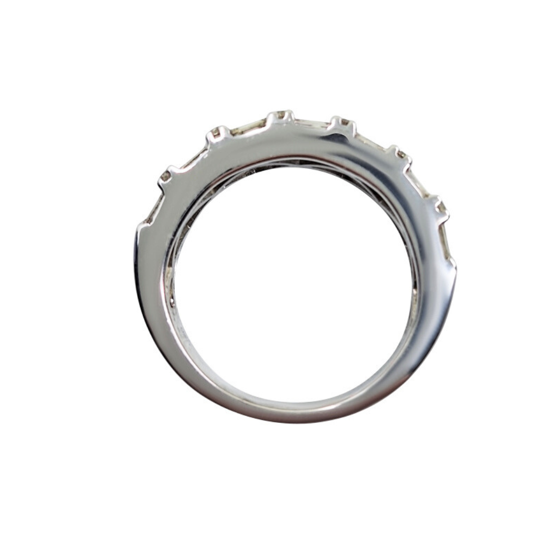 9ct White Gold Baguette & Round Diamond Band Ring 1.1ct